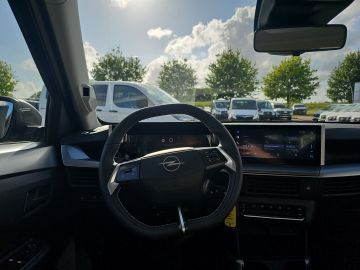 Bild 14 Opel Frontera Edition 1.2 81 kW Navi Digitales Cockpi