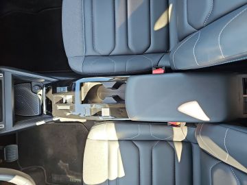 Bild 15 Citroën C4 Max HUD Navi Digitales Cockpit LED ACC Apple