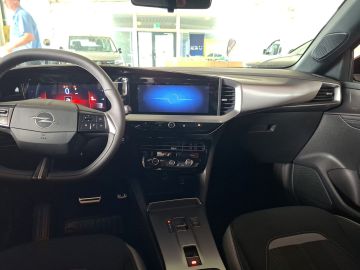 Bild 11 Opel Mokka GS Digitales Cockpit LED Apple CarPlay And