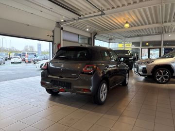 Bild 5 Suzuki Swift Comfort CVT Mild Hybrid Navi LED Apple Car