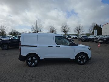 Bild 6 Ford Transit Courier BEV Trend Apple CarPlay Android