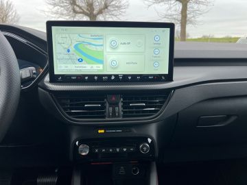 Bild 12 Ford Kuga ST-Line Sportpaket AHK-el. klappb. El. Pano