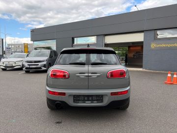 Bild 4 MINI One Clubman Mehrzonenklima SHZ Keyless Notbremsa