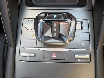 Bild 17 BYD ATTO 2 Active Panorama Navi Leder Digitales Cock