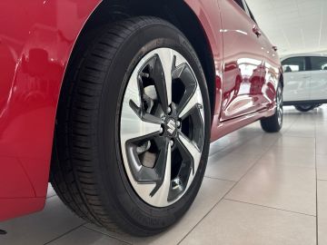 Bild 7 Suzuki Swift 1.2 Comfort+ CVT Navi LED Klimaautom DAB S