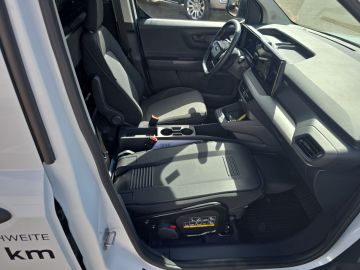 Bild 13 Ford Transit Courier -e BEV Trend Klimaautom LenkradH