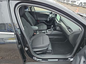 Bild 13 Ford Focus Turnier Titanium X MHEV AHK-abnehmbar Navi